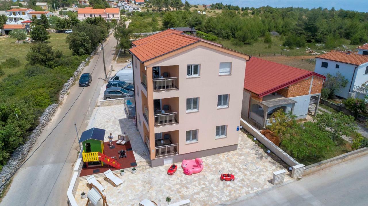 Villa Nivel Vir Eksteriør billede