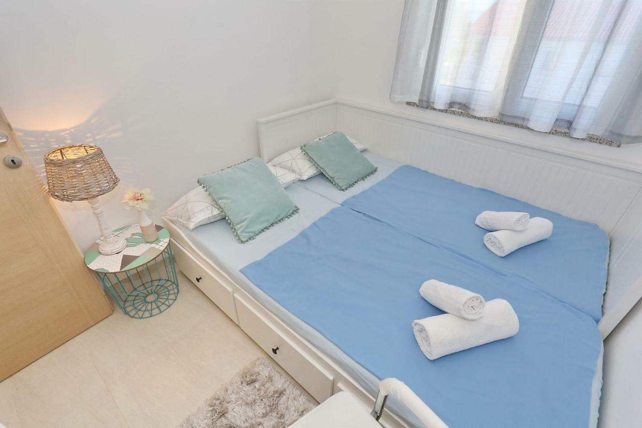 Villa Nivel Vir Eksteriør billede